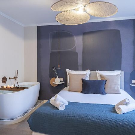 The Blue Suite On Champs Elysees Avenue باريس المظهر الخارجي الصورة