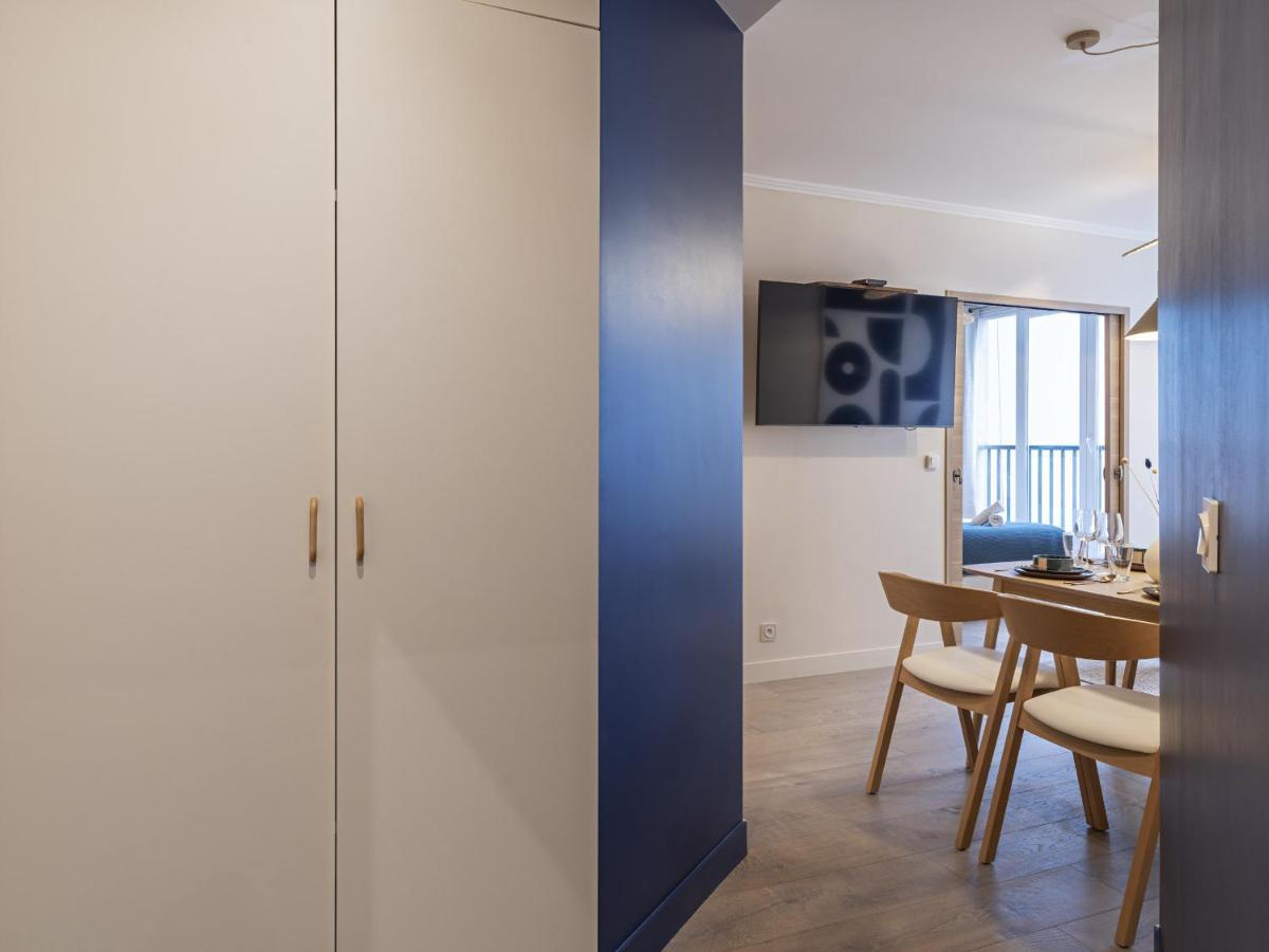 The Blue Suite On Champs Elysees Avenue باريس المظهر الخارجي الصورة