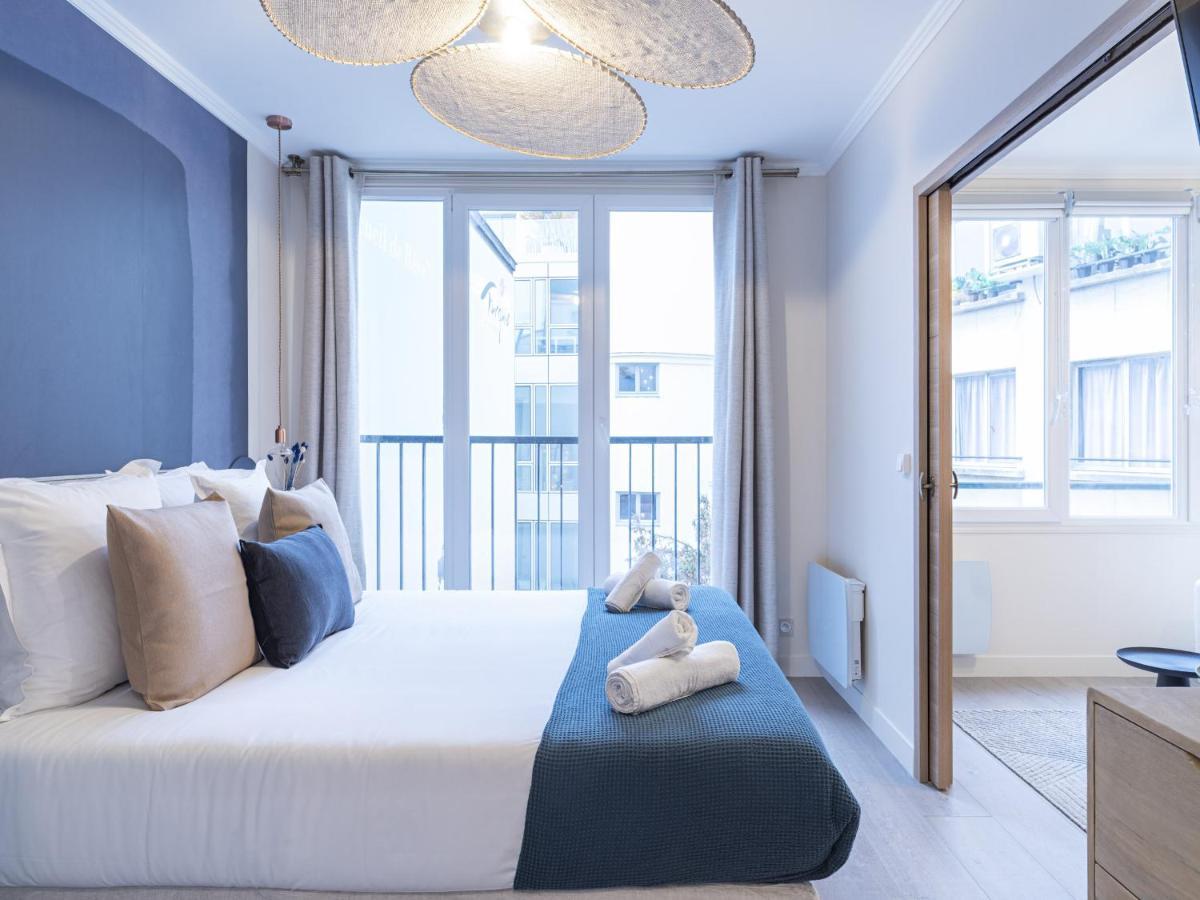 The Blue Suite On Champs Elysees Avenue باريس المظهر الخارجي الصورة