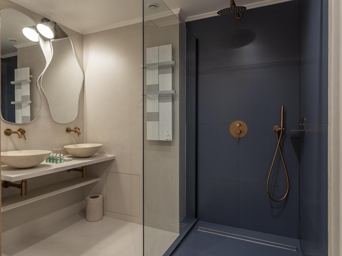 The Blue Suite On Champs Elysees Avenue باريس المظهر الخارجي الصورة