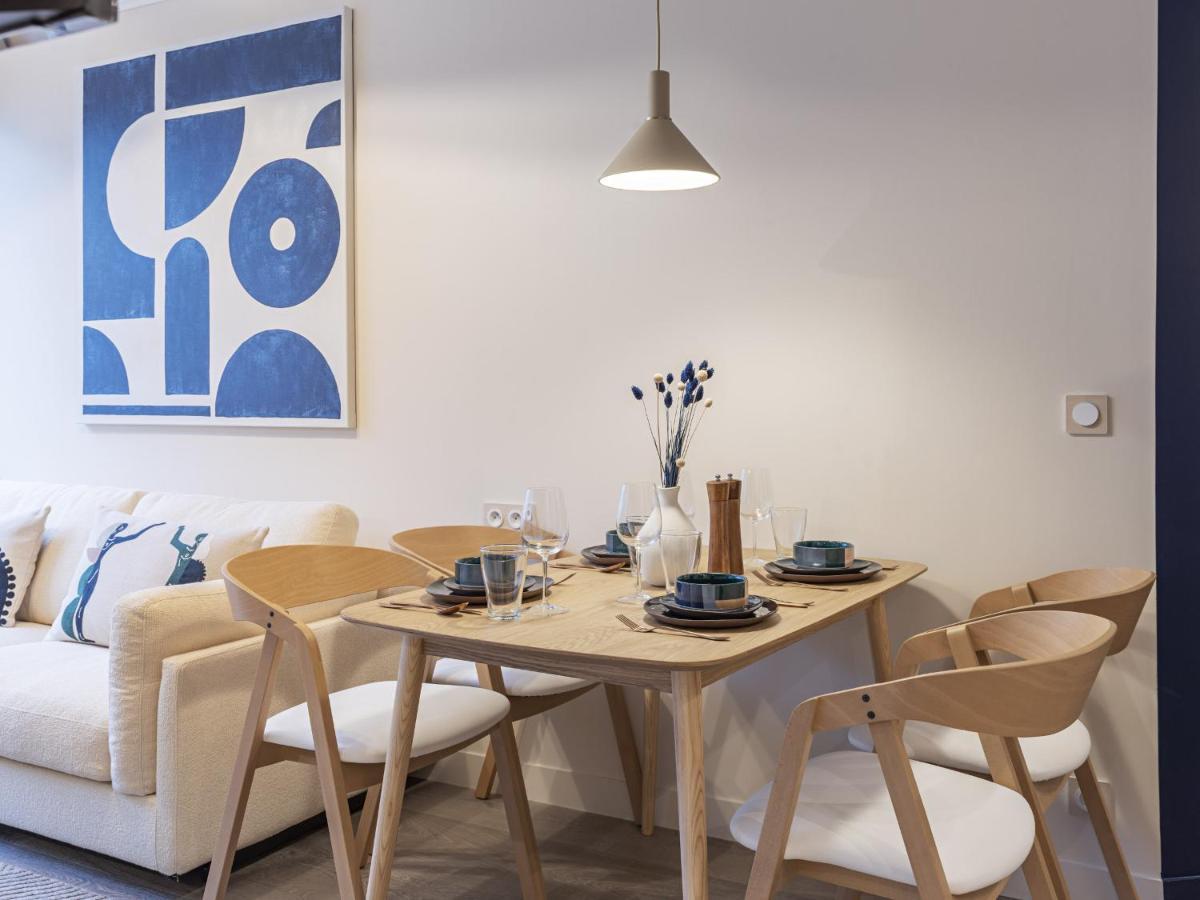 The Blue Suite On Champs Elysees Avenue باريس المظهر الخارجي الصورة