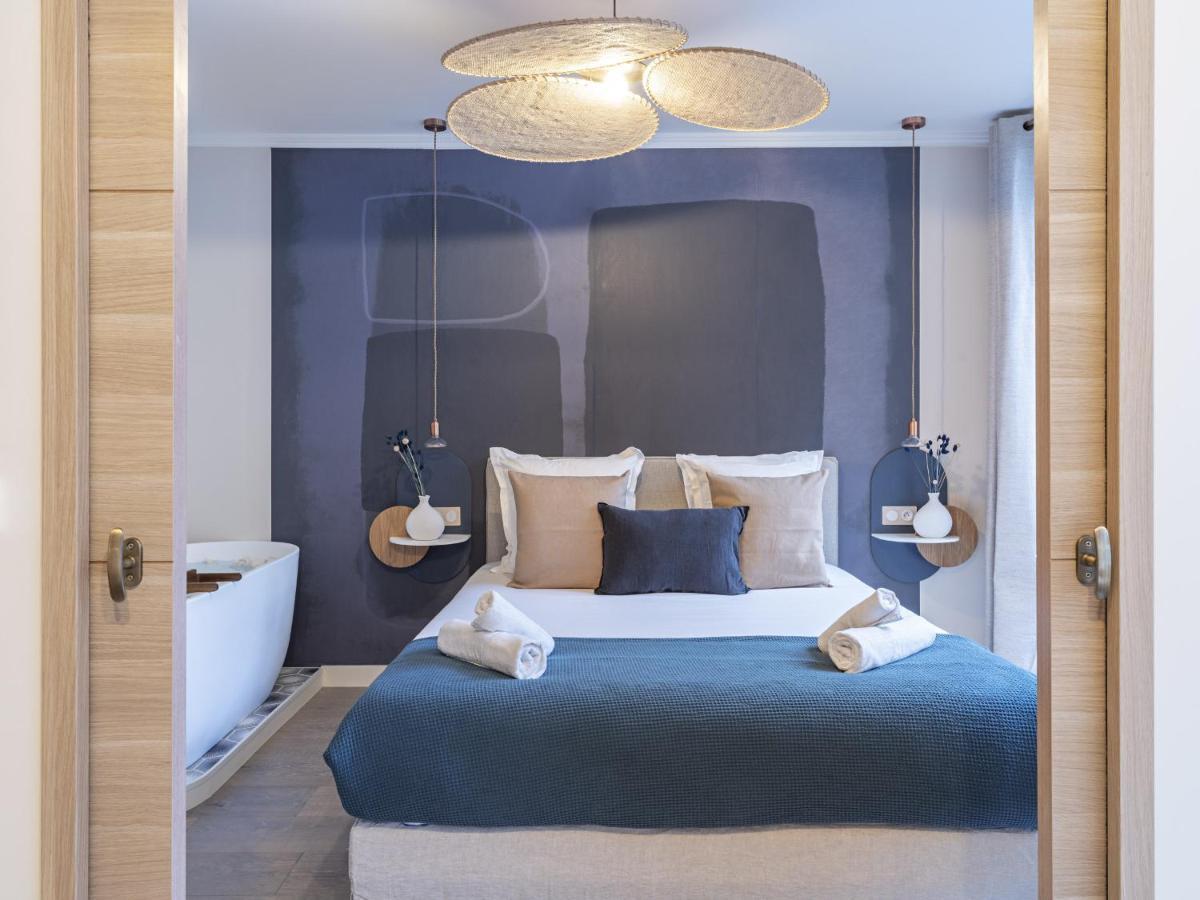 The Blue Suite On Champs Elysees Avenue باريس المظهر الخارجي الصورة