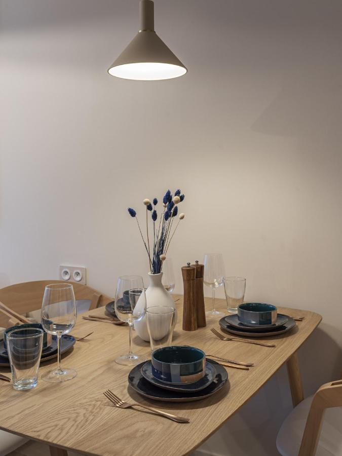 The Blue Suite On Champs Elysees Avenue باريس المظهر الخارجي الصورة