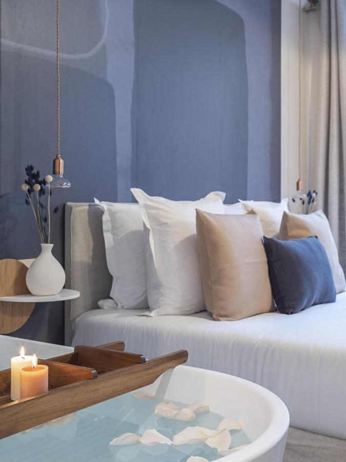 The Blue Suite On Champs Elysees Avenue باريس المظهر الخارجي الصورة